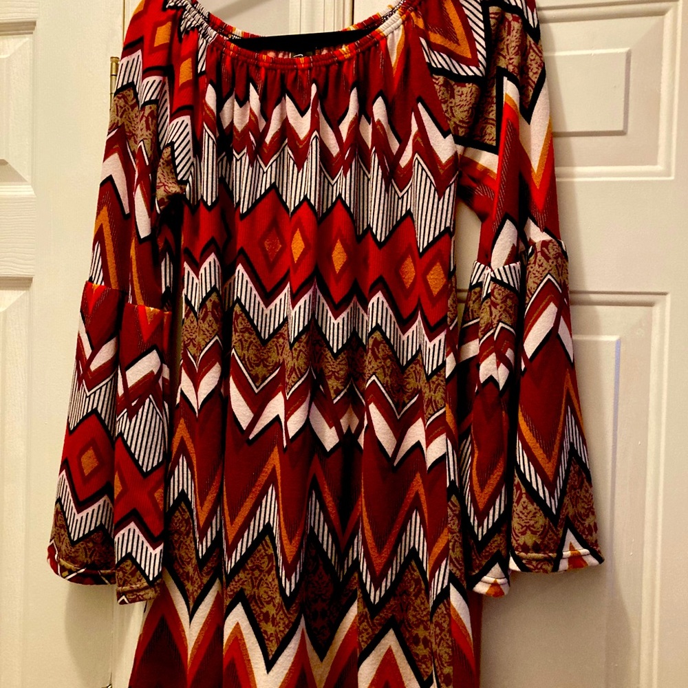 NWT WinWin Bell Sleeve Tunic.